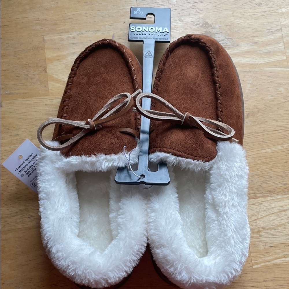 Sonoma Tan Slippers with Cream Lining
